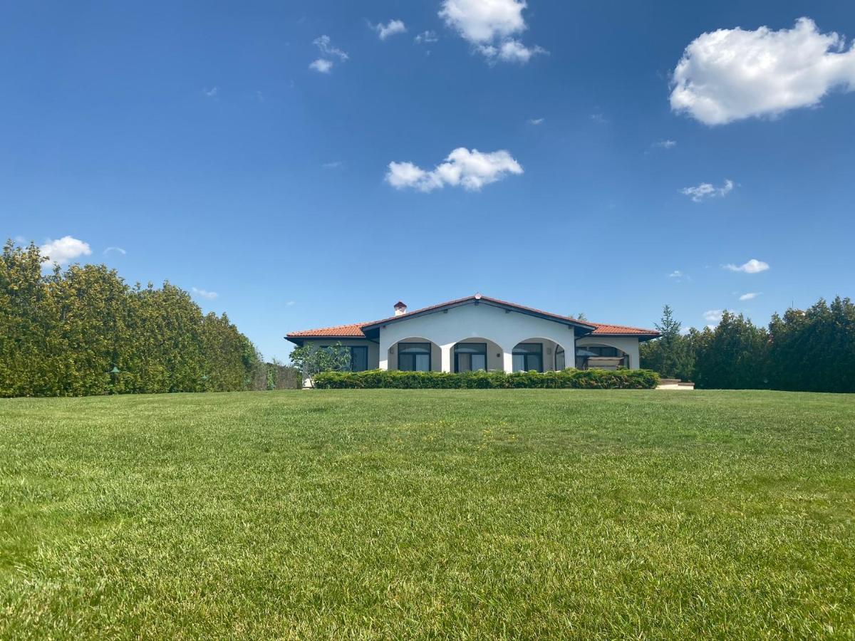 Private Seaview Villa In Blacksearama - 1St Line Baltschik Exterior foto
